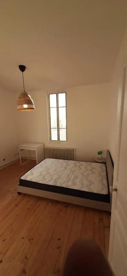 Colocation Maison - Villeurbanne Pres De Lyon Guest house