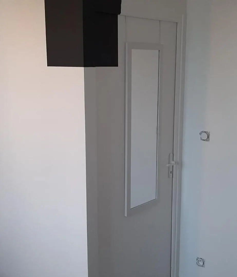 Guest house Colocation Maison - Villeurbanne Pres De Lyon