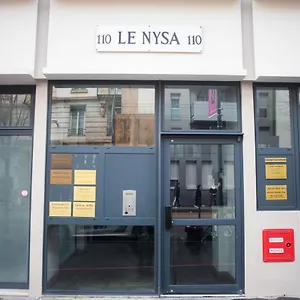  Appartement T2 Cosy & Moderne Avec Parking Prive Gratuit A